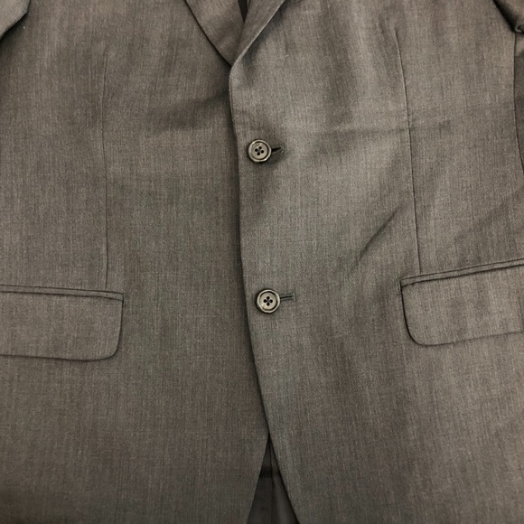 Suit (MSRP $450) Alfani - Picture 6 of 8